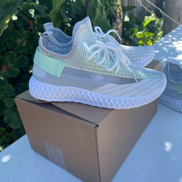 Fashion Women's Casual Sneakers New Comfortable color white/green - Picture 6 of 11